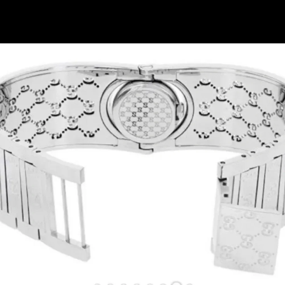 GUCCI Italian Luxury Bracelet Watch